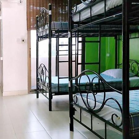 The Twins Hostel Μπανγκόκ Εξωτερικό φωτογραφία